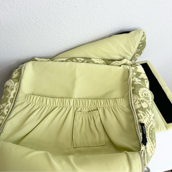 Petunia Pickle Bottom Paisley Lime Green Diaper Bag - Picture 6 of 8
